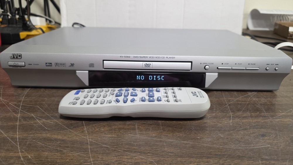 JVC XV-S302  DVD/Super VCD/VCD/CD Player