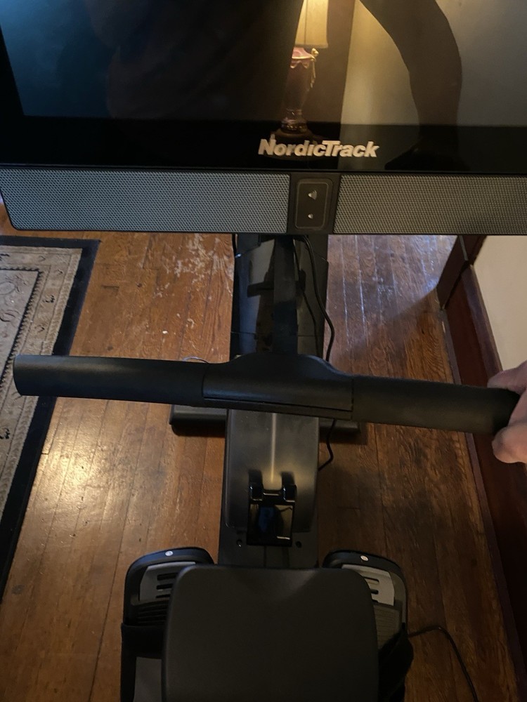 Nordic Track RW900 ifit exercise rower w/console and workout programs