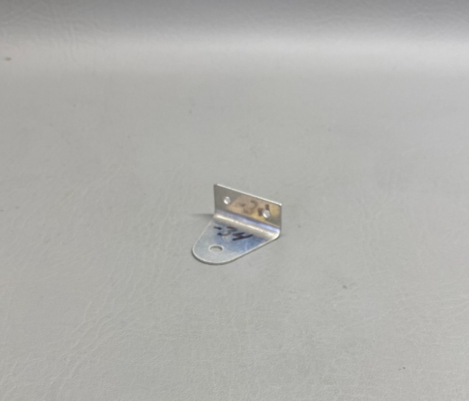 0752000-34 Cessna Bracket