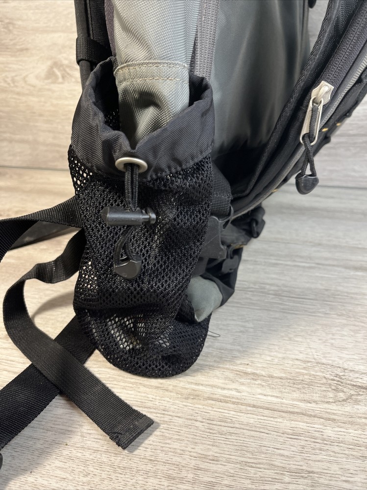 Ogio Recon Backpack Hiking Tek Spec Straps Pockets 2003 VGUC