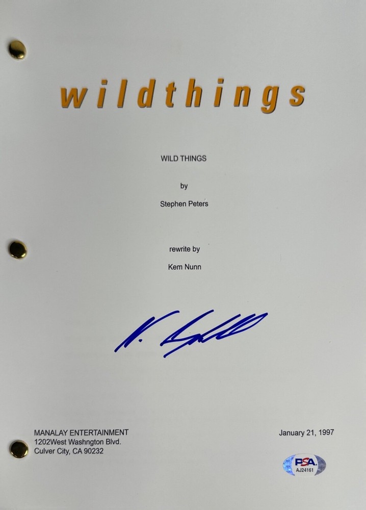 Neve Campbell Signed Wild Things Full Script PSA AJ24161