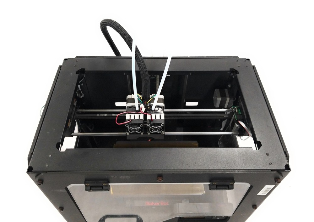 MakerBot Replicator 2X Experimental 3D Printer Dual Extruder Heated Build Plate