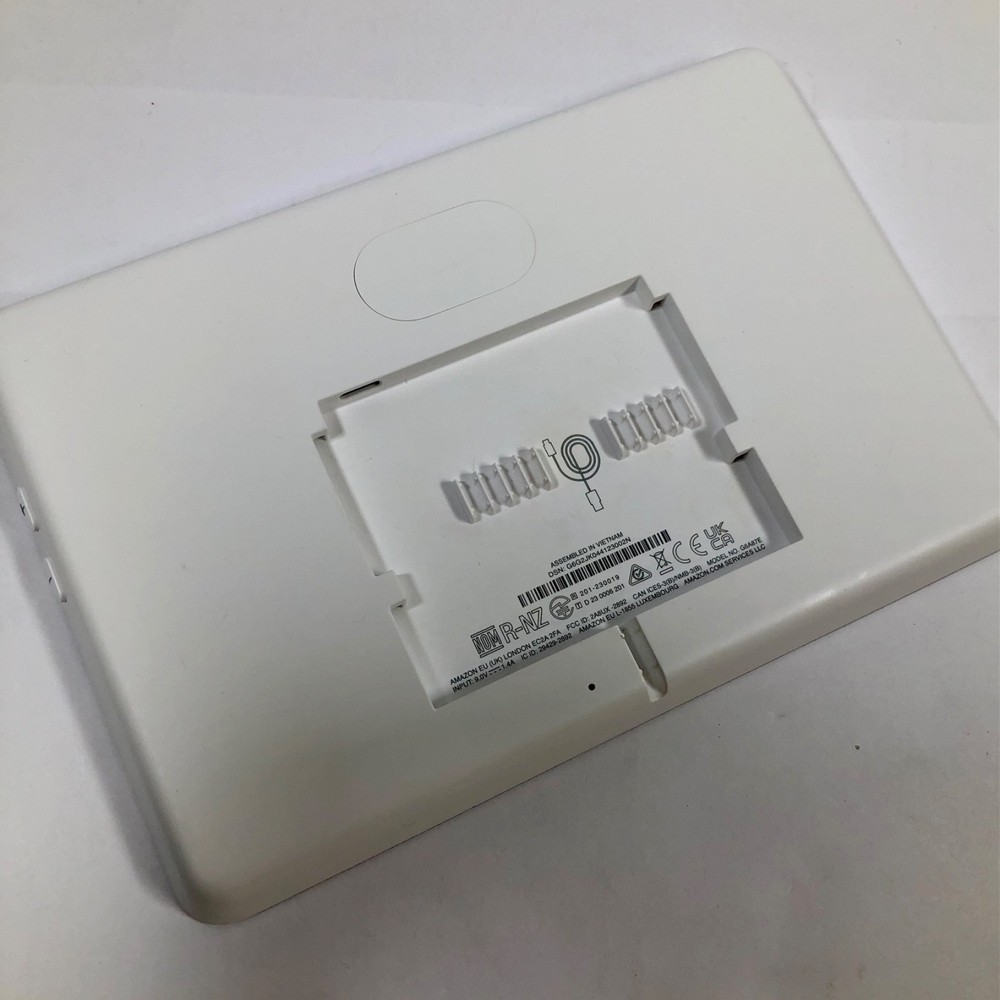 Amazon Echo Hub 8" Smart Home Control Panel with Alexa - White