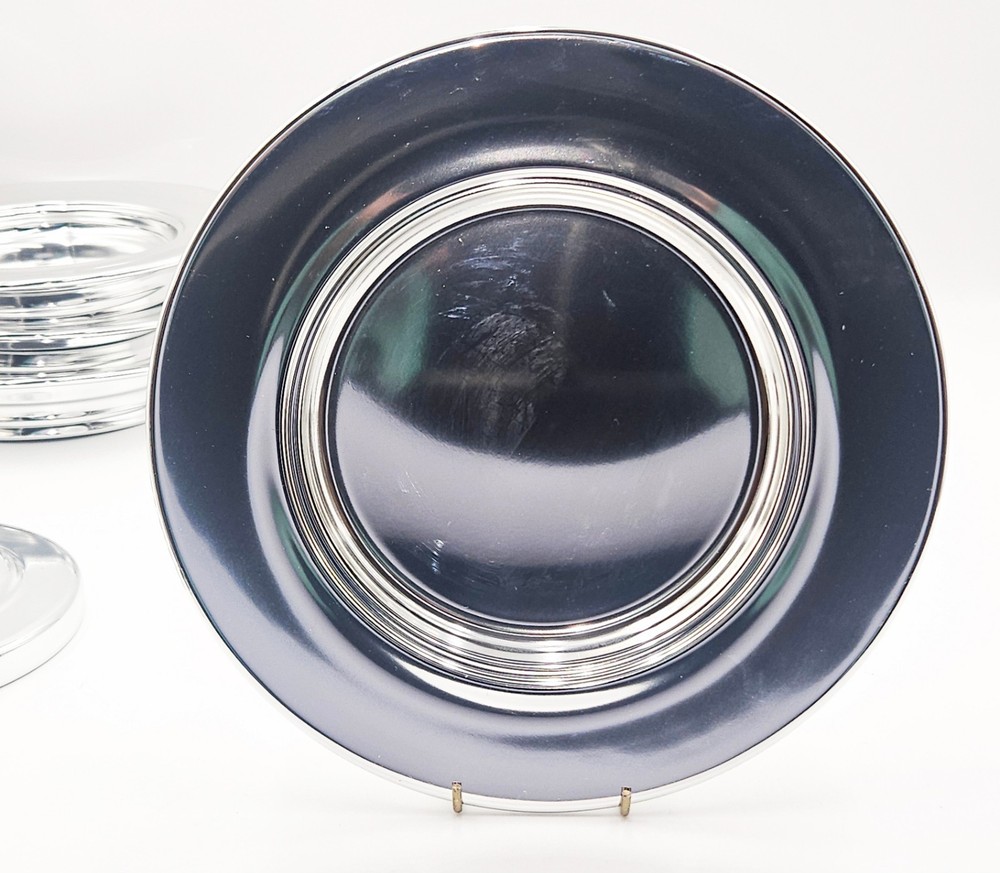 Communion Set Silver Tone Aluminum 4 Stackable Plates and Two Lids Used