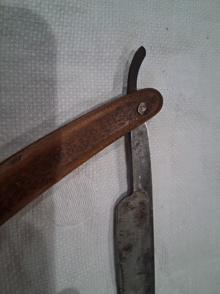 Adam Barlow Straight Razor