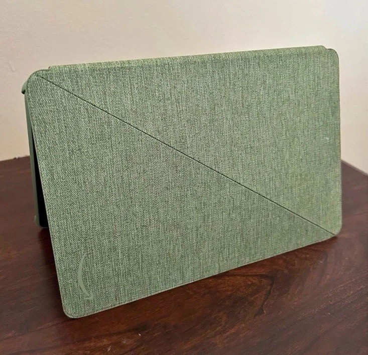 32 GB Kindle Fire HD 10 Bundle