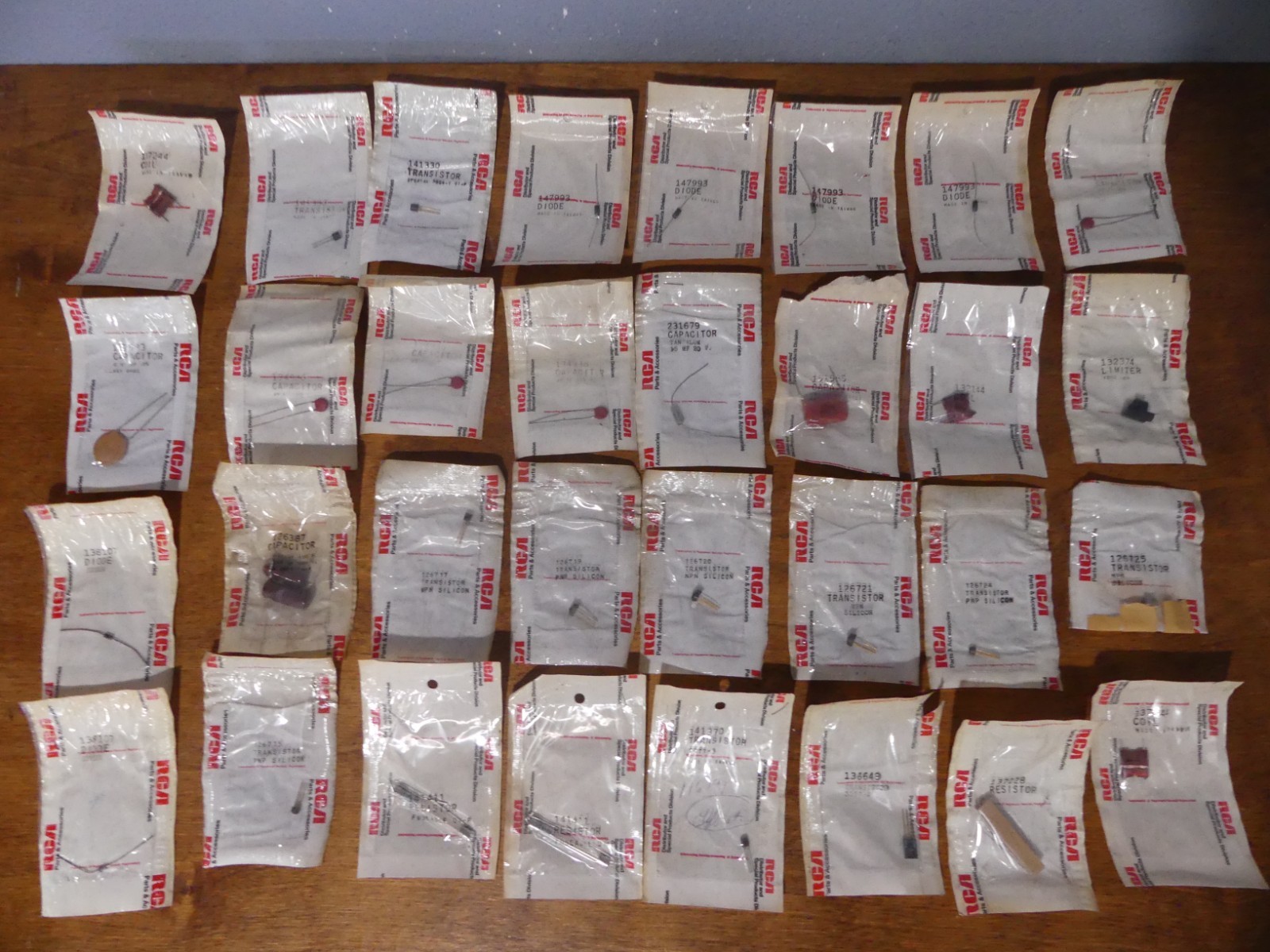 Huge RCA TV Stereo Radio Repair Capacitor Transistor Thermistor NOS Store Lot