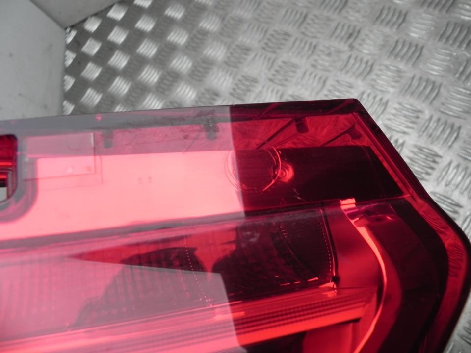 BMW 7 2016 Left Tail Light 2583243