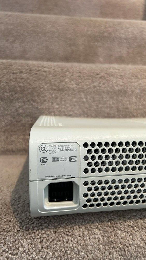 Microsoft Xbox 360 White Game System Console Only No HDD