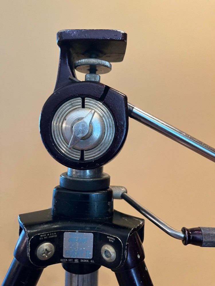 SUPER QUICK SET HUSKY II ELEVATOR TRIPOD EK2