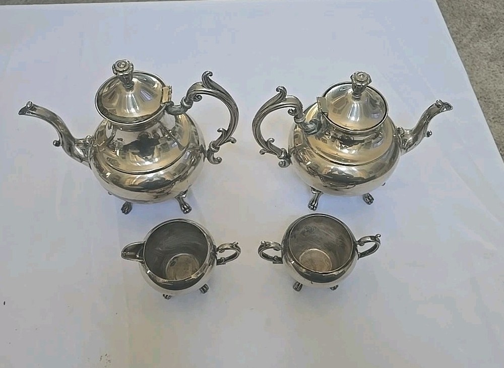 Silverplater 4pc Silverplate Footed (MMC) Vintage Tea Set