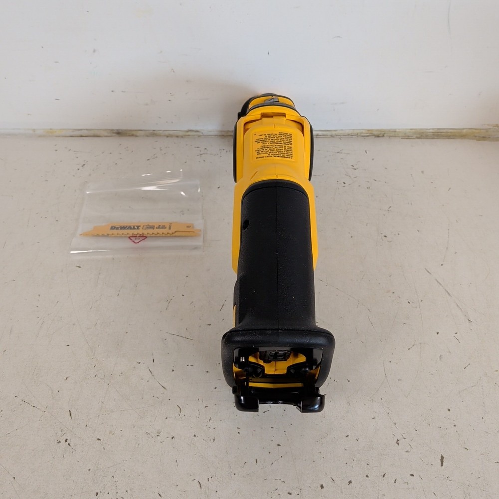 DEWALT DCS310 12V MAX* Pivot Reciprocating Saw