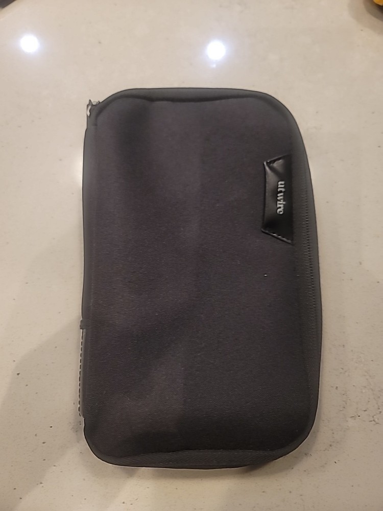 UT Wire Folio Mini Tech Gear Pouch