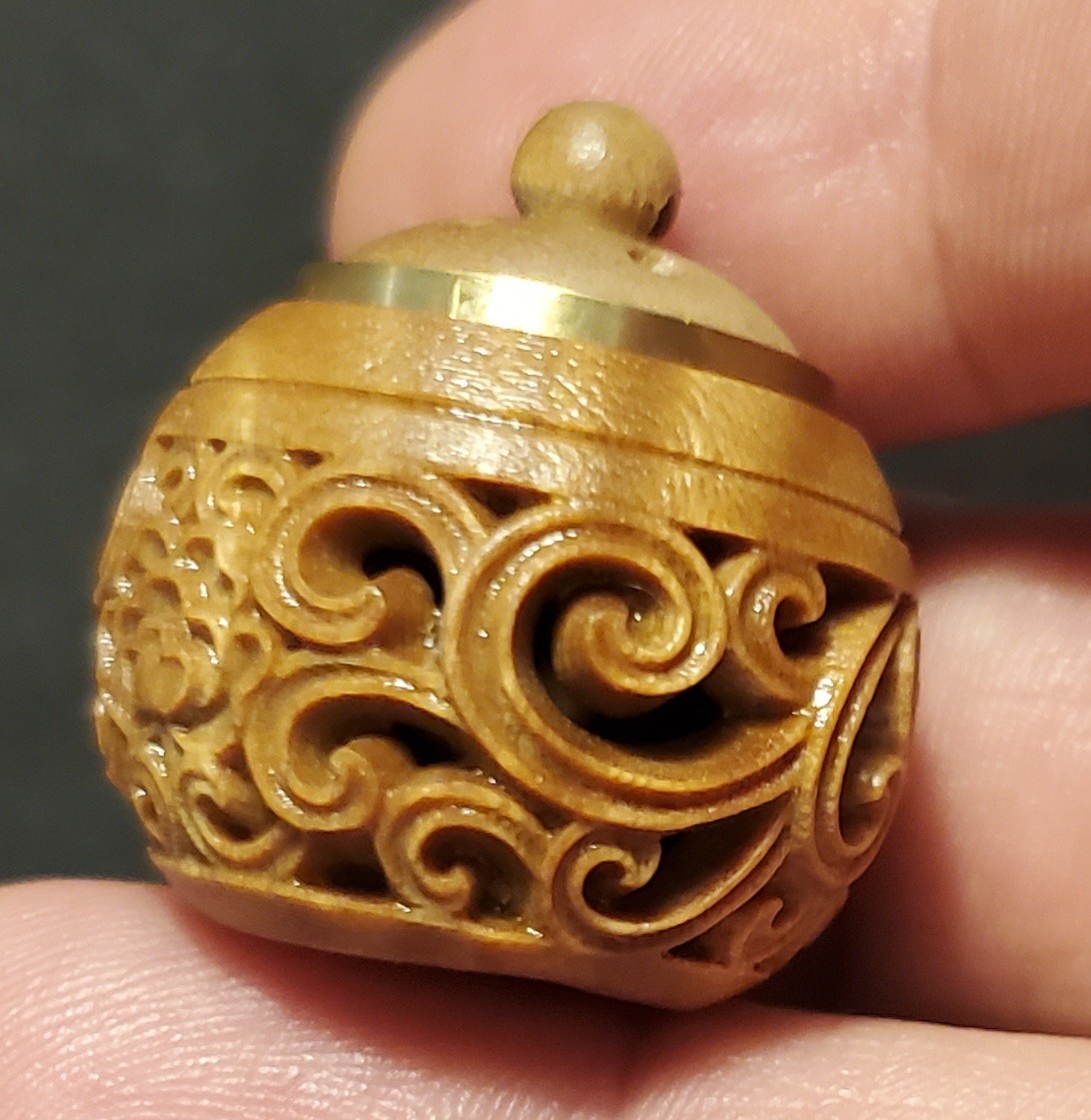 CHARMS & BEADS-TINY CARVED SANDALWOOD AROMA JAR PENDANT/CHARM-ROUND