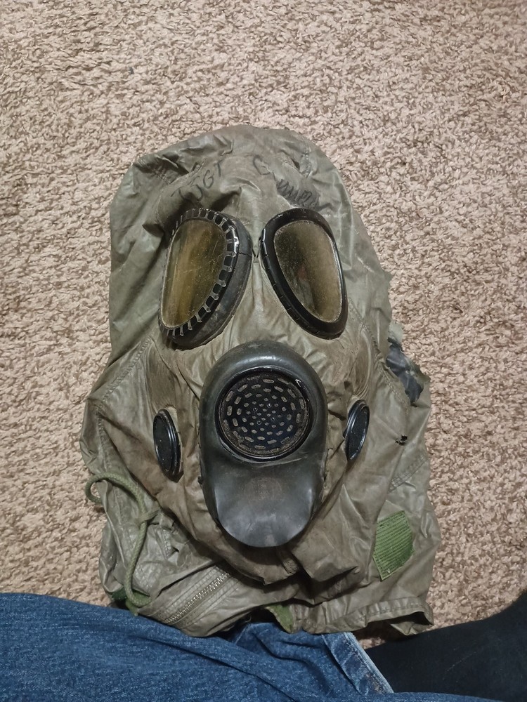 Vintage US Gas Mask
