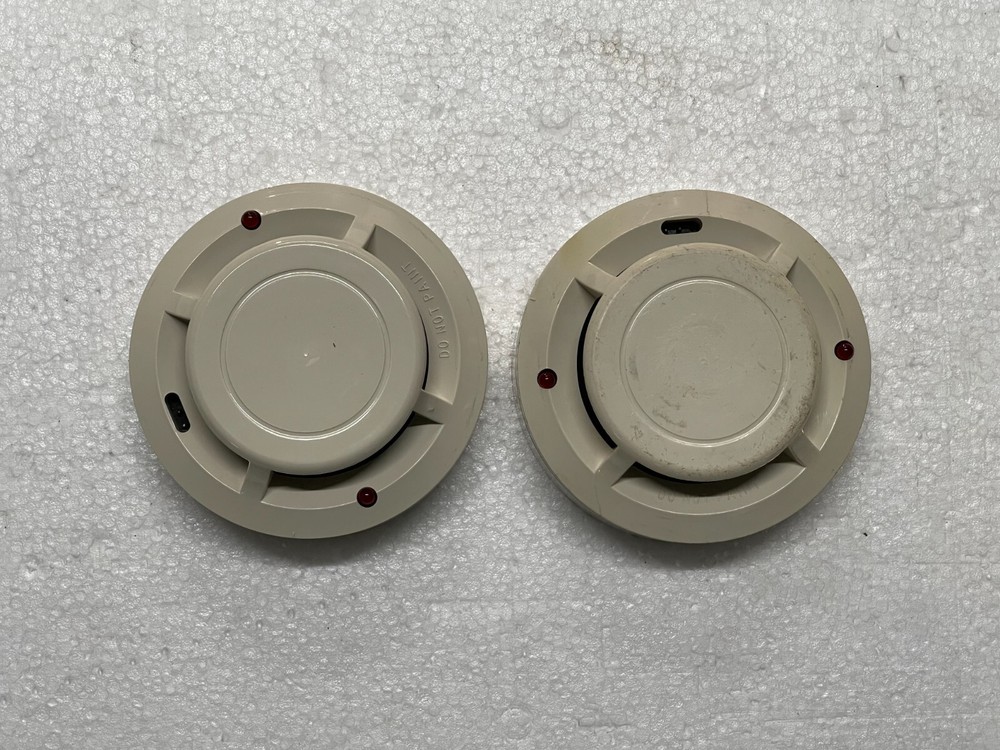 2Qty System Sensor 1151 Smoke Detector Head With Base B401
