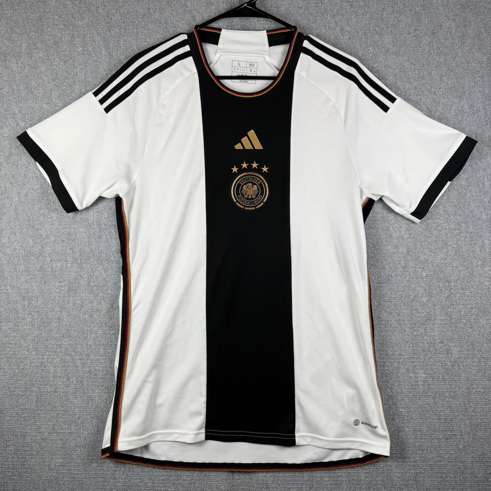 Adidas 2022 FIFA World Cup Germany White Black Soccer Jersey Shirt Size Large