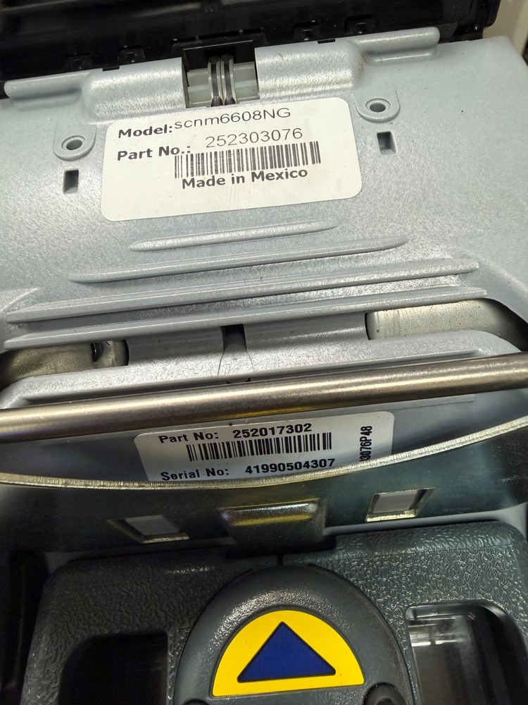 MEI SCNM6607N (RSS232) NOTE BILL ACCEPTOR CHASIS, CASH BOX UNTESTED READ