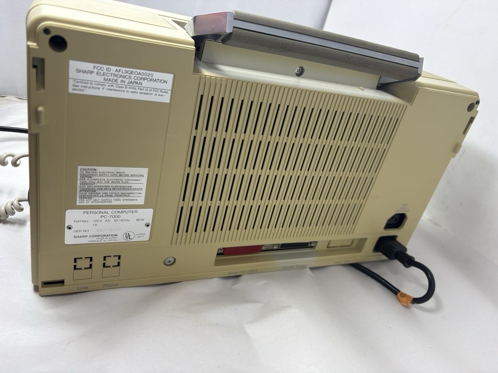 SHARP ELECTRONICS PC-7000 PERSONAL COMPUTER