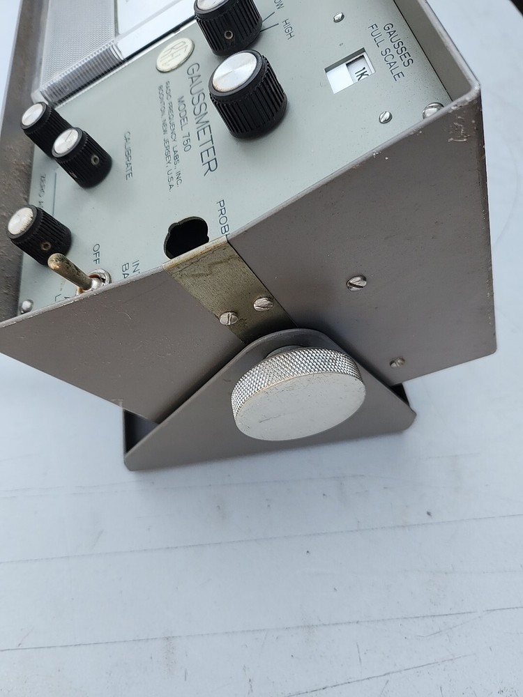 RFL Industries Model 750 Gaussmeter