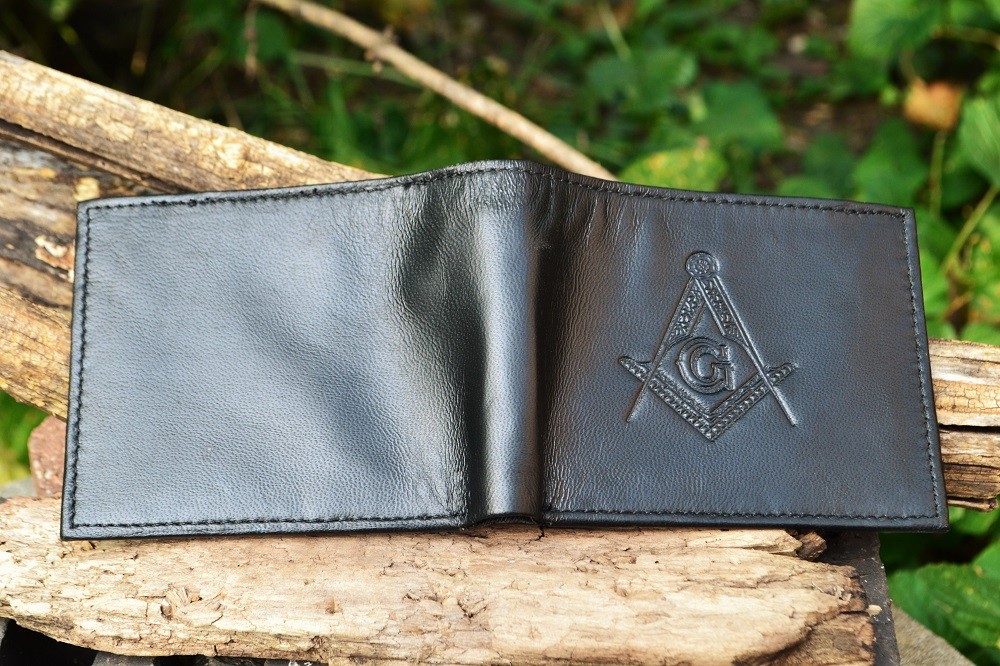 Masonic Black Leather Bi-Fold Wallet - RFID Protected - Square and Compasses
