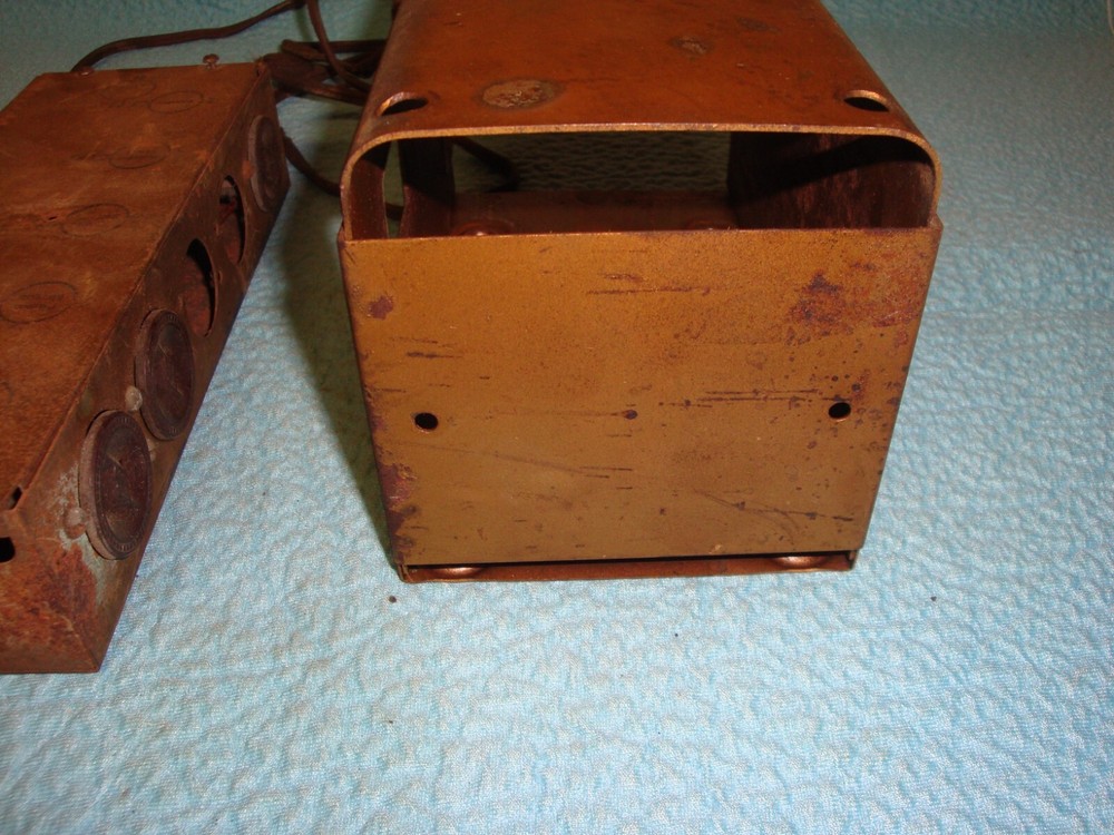 Wurlitzer Jukebox Coin Box Housing & Junction Box