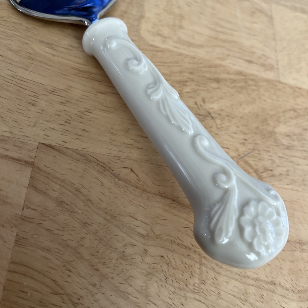 Lenox Wedding Cake Server Porcelain Handle