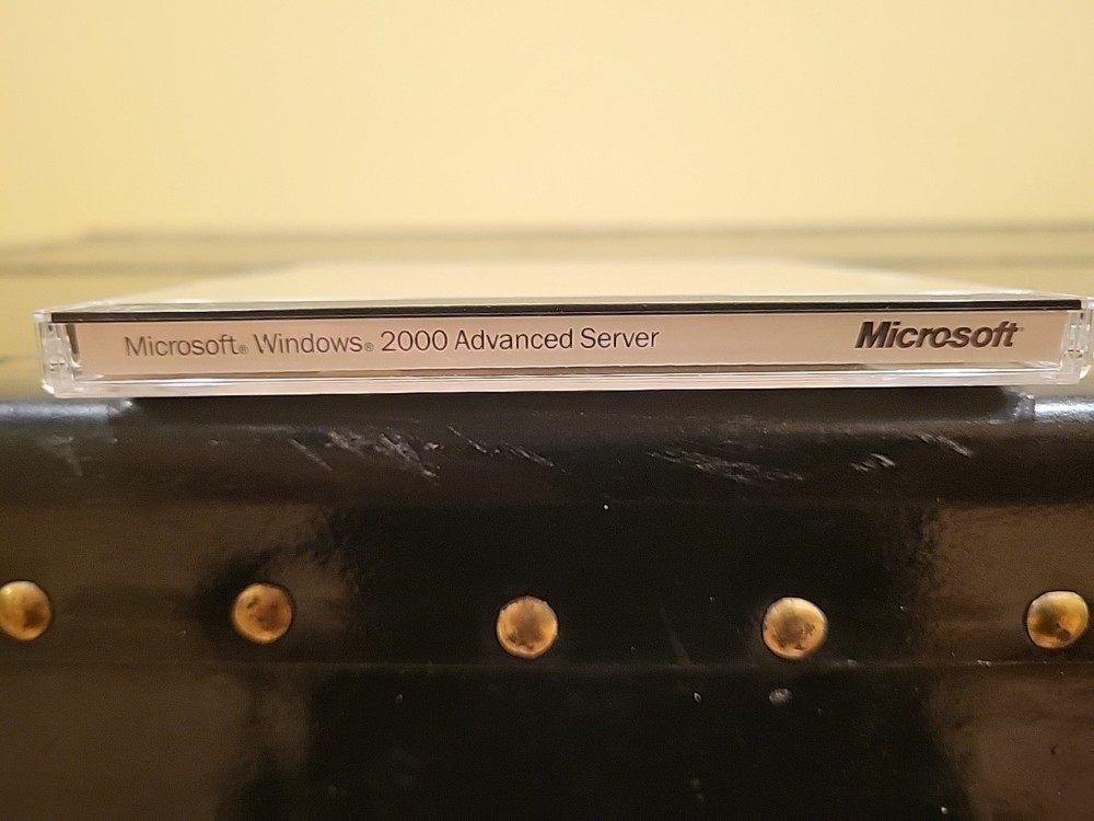 Microsoft Windows 2000 Advanced Server CD Operating System X05-03318 Product Key