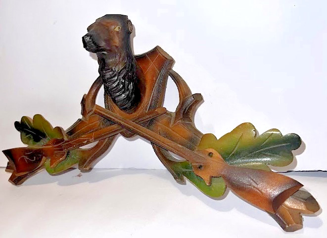 VINTAGE  CUCKOO CLOCK CREST B1