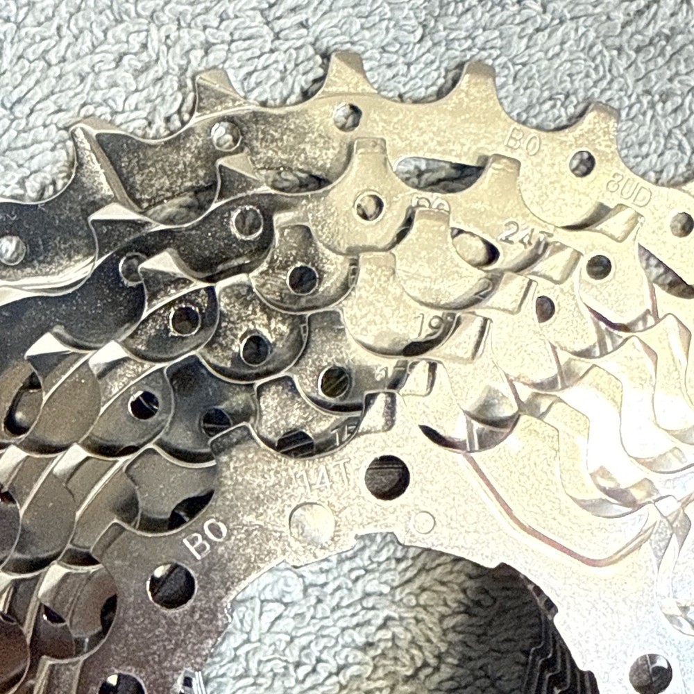 microSHIFT CS-H100 Cassette - 10Speed 11-28T Chrome [caw]