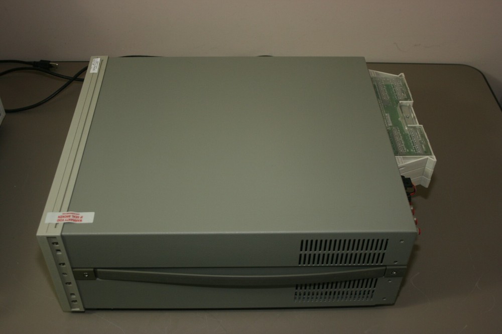 HP Agilent E1301B B-Size VXI unit with qty 2 E1364A, E1352A, E1366A and E1326A
