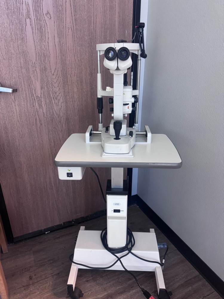 Topcon SL2G Slit Lamp-Good Condition!