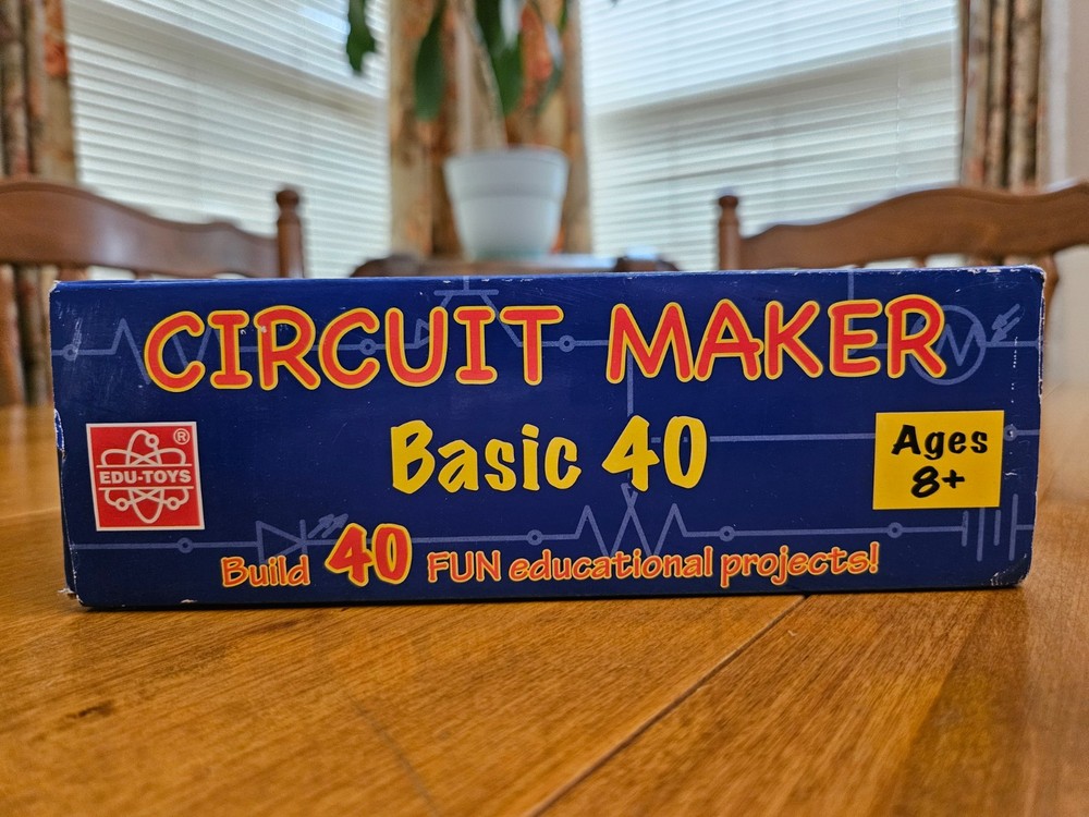 NEW STEM Circuit Maker Skill Builder 40 different projects Basic 40 EDU-Toys