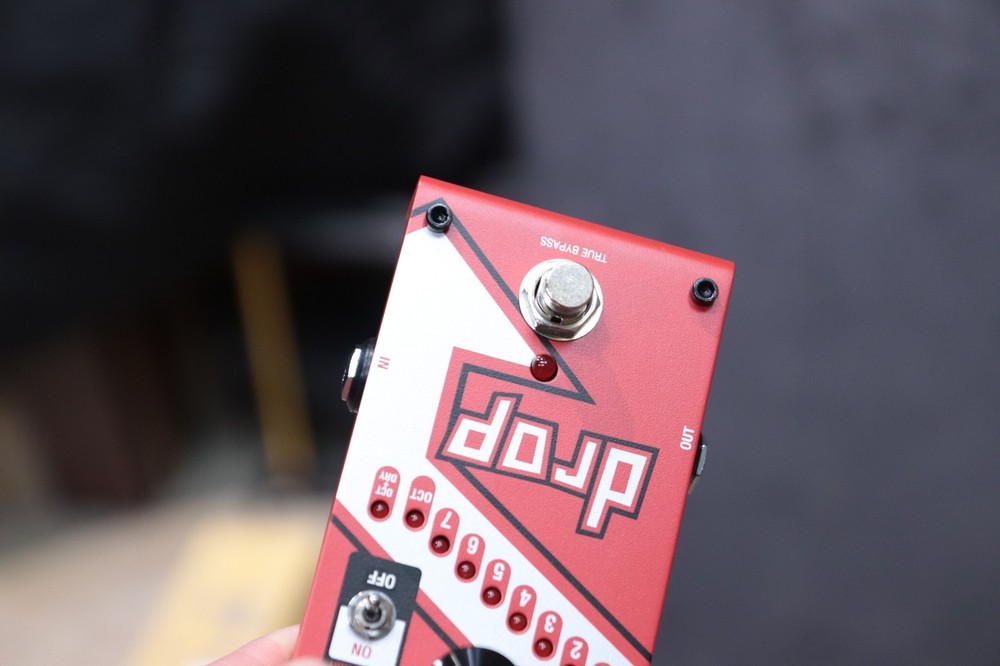 DigiTech Drop Compact Polyphonic Drop Tune Pitch Shifter Effect Pedal w/Box