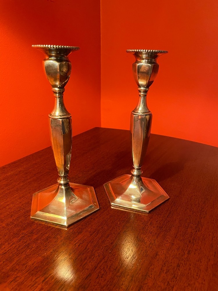 Vintage Pair of 9 Inch Colonial Silver Quadruple Plate Candlesticks