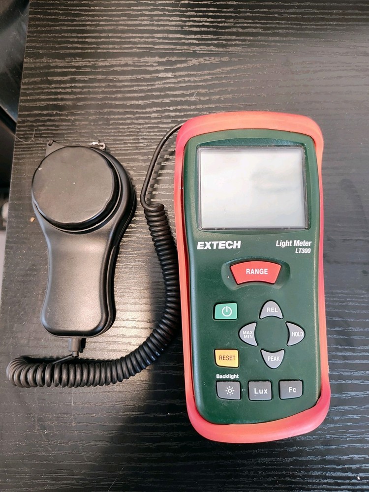 Extech LT300 Digital Light Meter