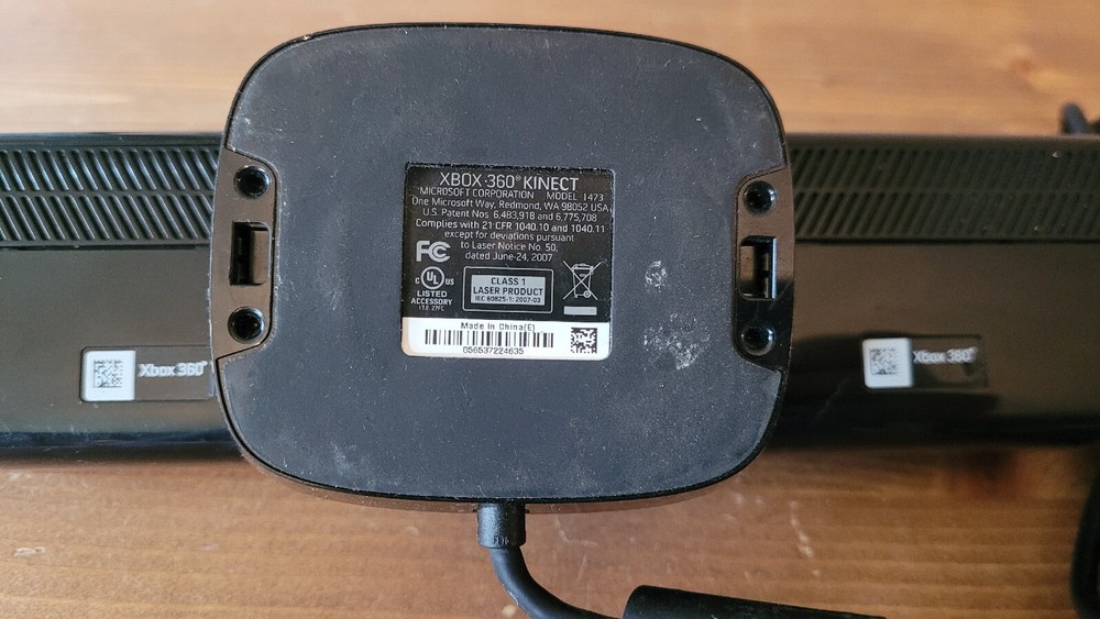 Microsoft XBOX 360 Kinect Sensor Bar Camera 1473 Black with Cord