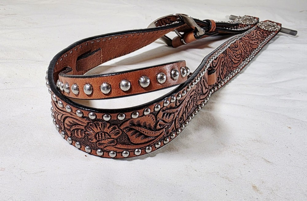 Loop One Ear Belt Style Headstall with Dots