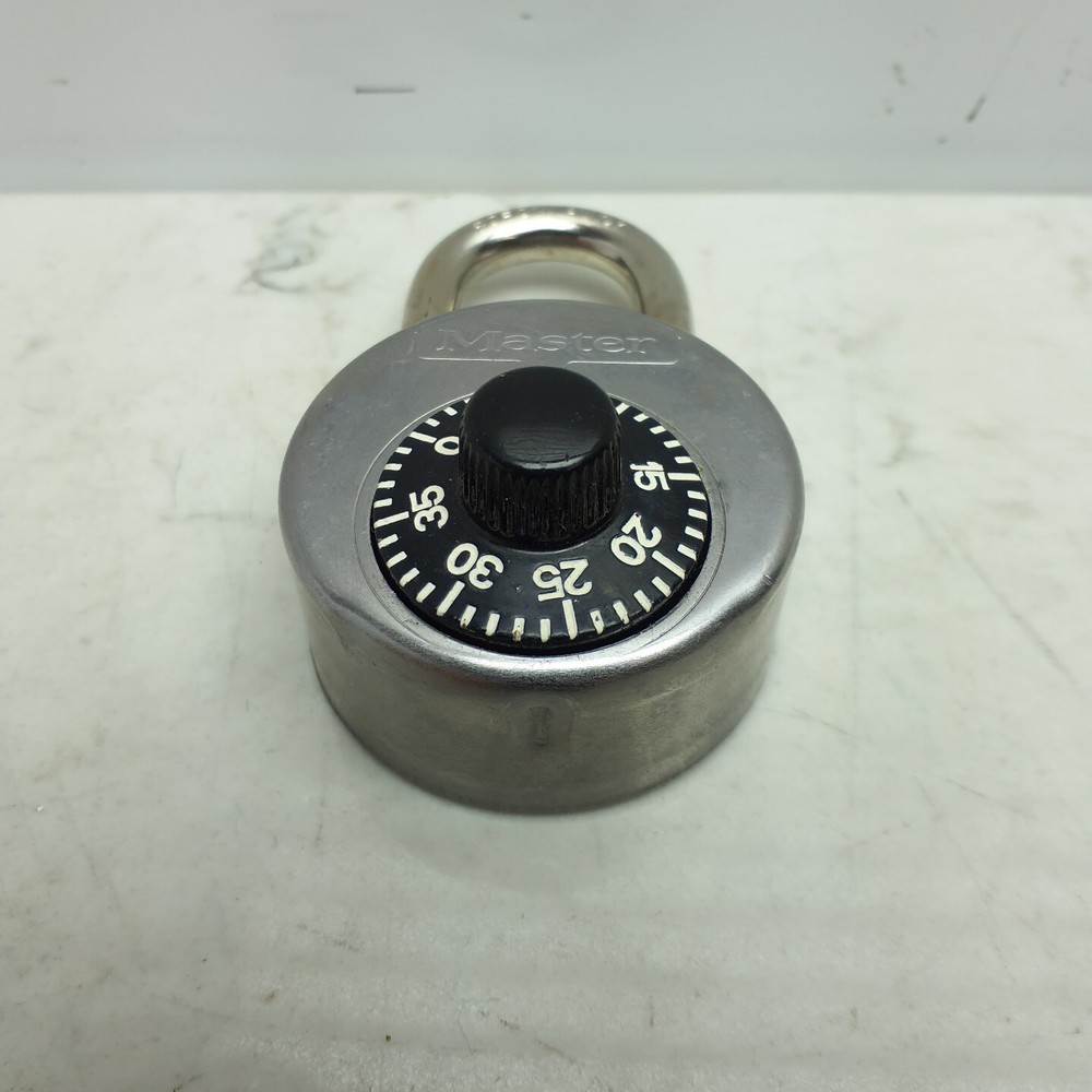 Master Lock 2010 Combination Padlock Center Dial Key-Controlled *NO COMBO NO KEY