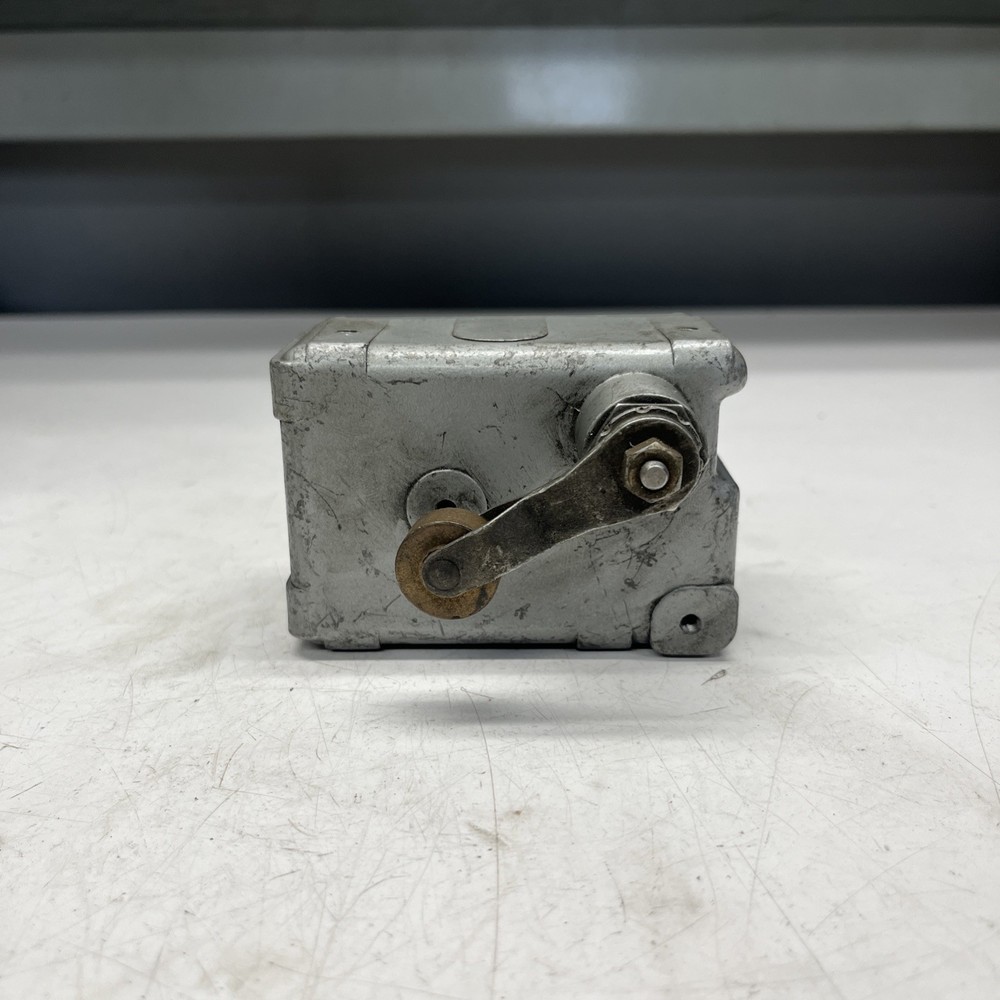 Honeywell OP-AR174 Micro Switch