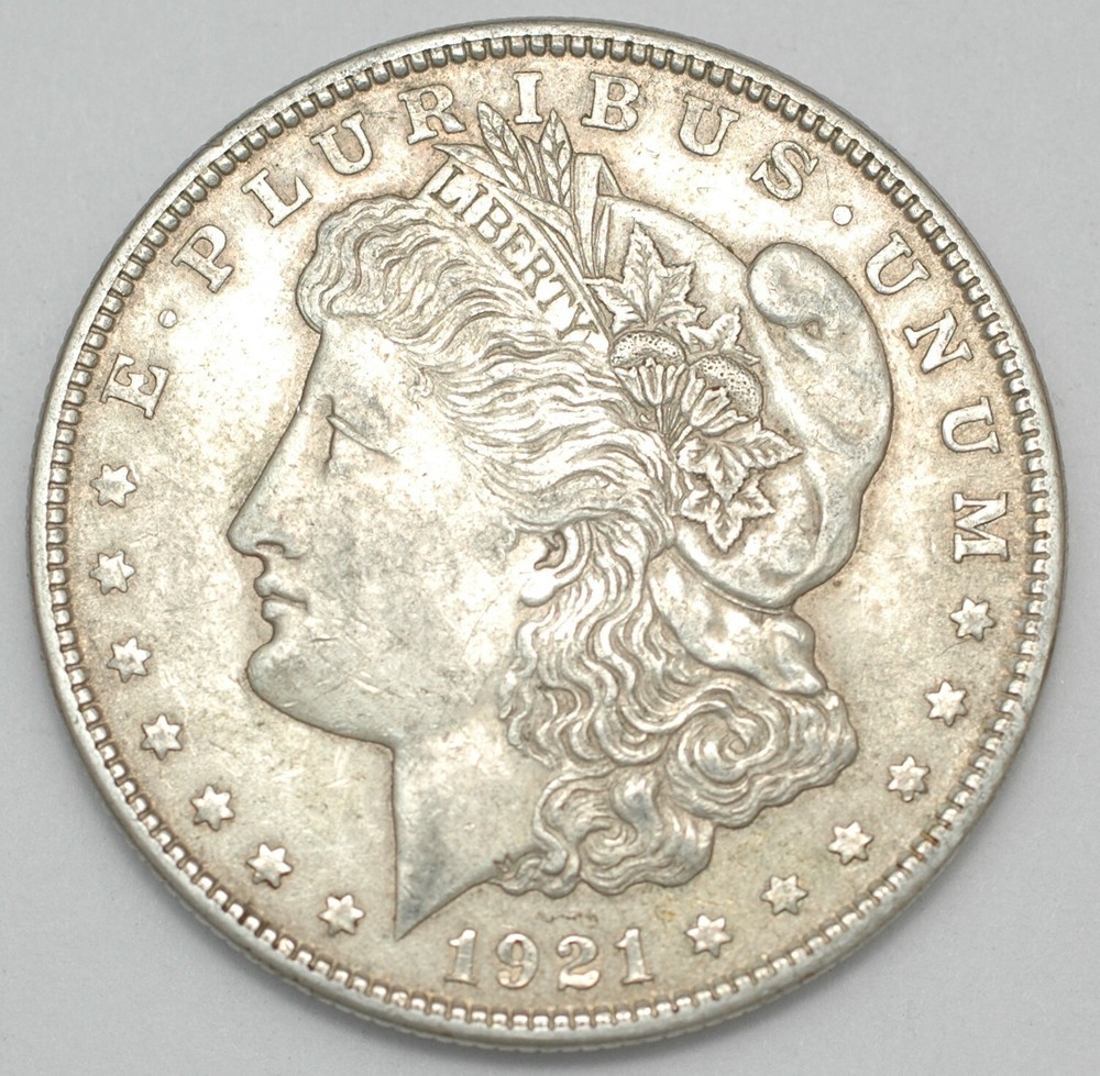 1921-P Morgan silver dollar excellent condition