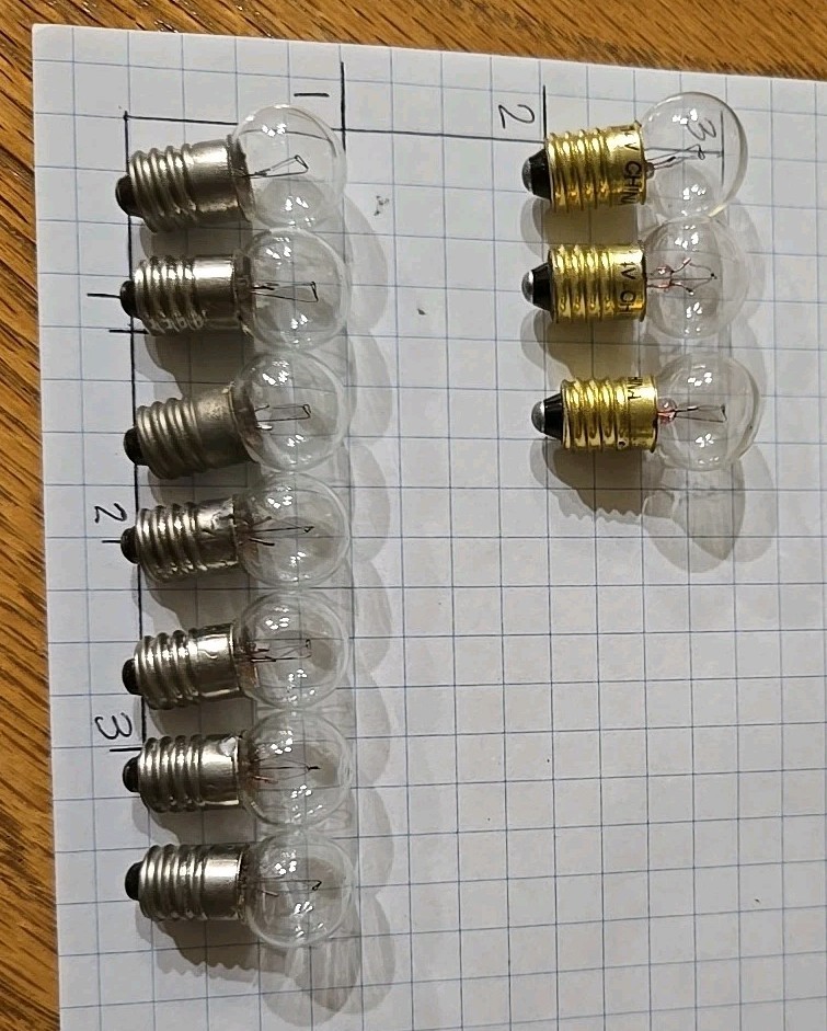 LIONEL MINIATURE CLEAR LIGHTBULB (10 PCS)