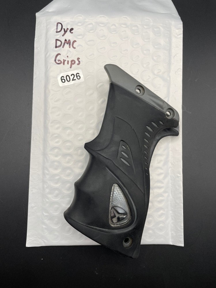 Dye DMC Grips