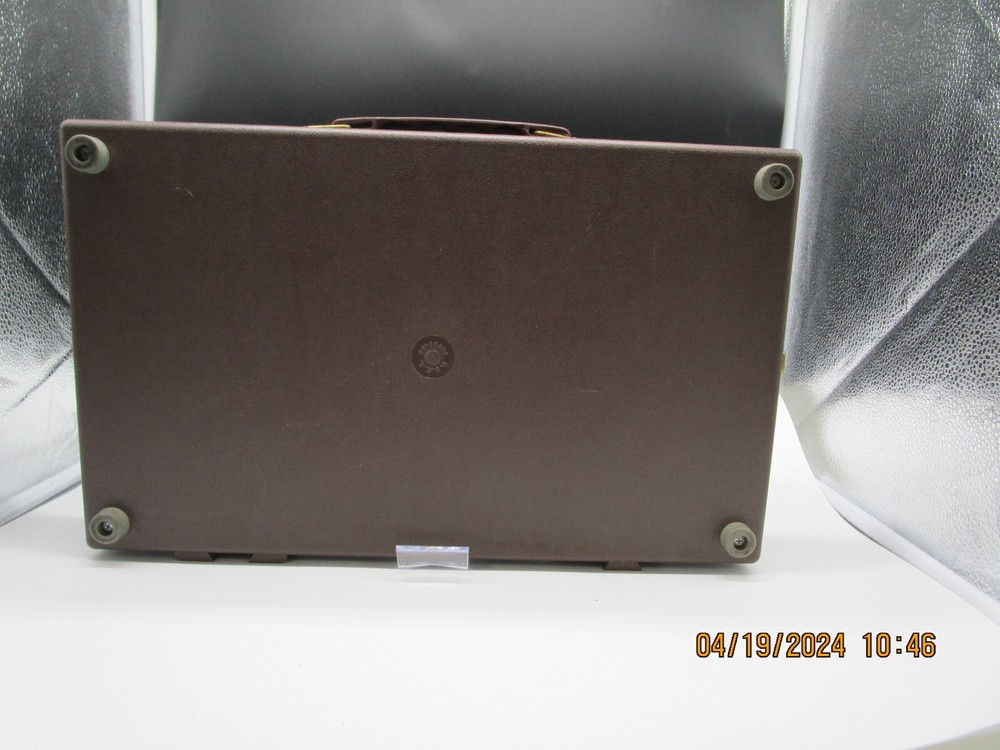 Vintage Intelligence Test Instruction w/Case. Very Good Condition.