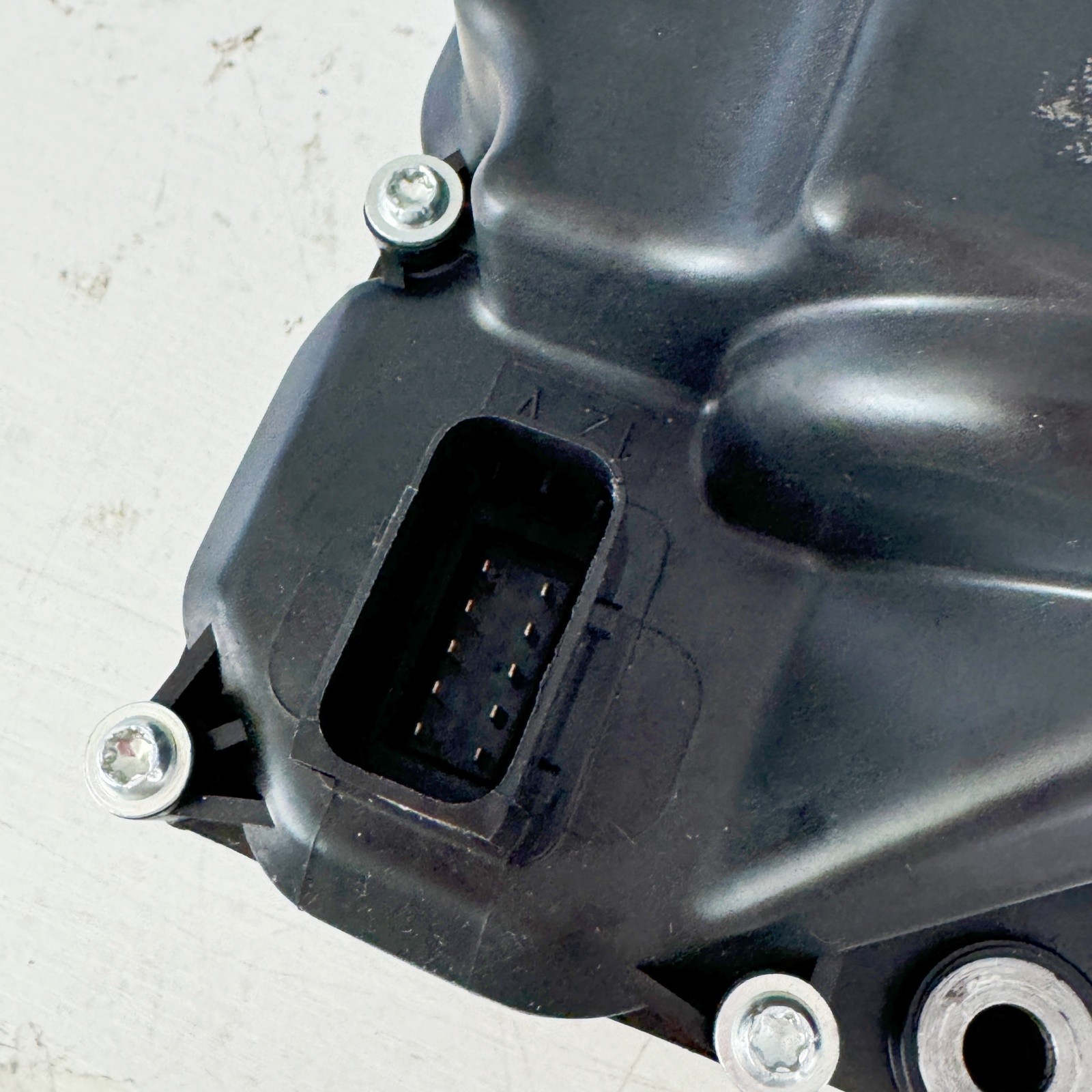 21577507 21577511 21332701 85003864 Fits For Volvo Mack DEF Urea Pump 12V D13