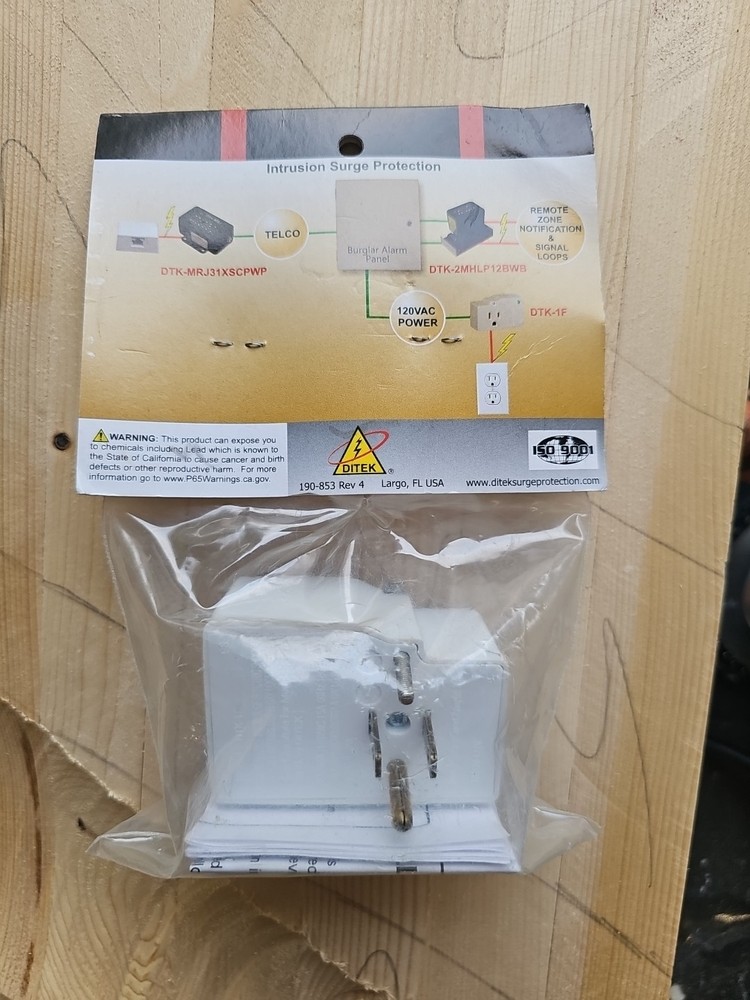 DITEK DTK-1F Single Outlet Surge Protective Device