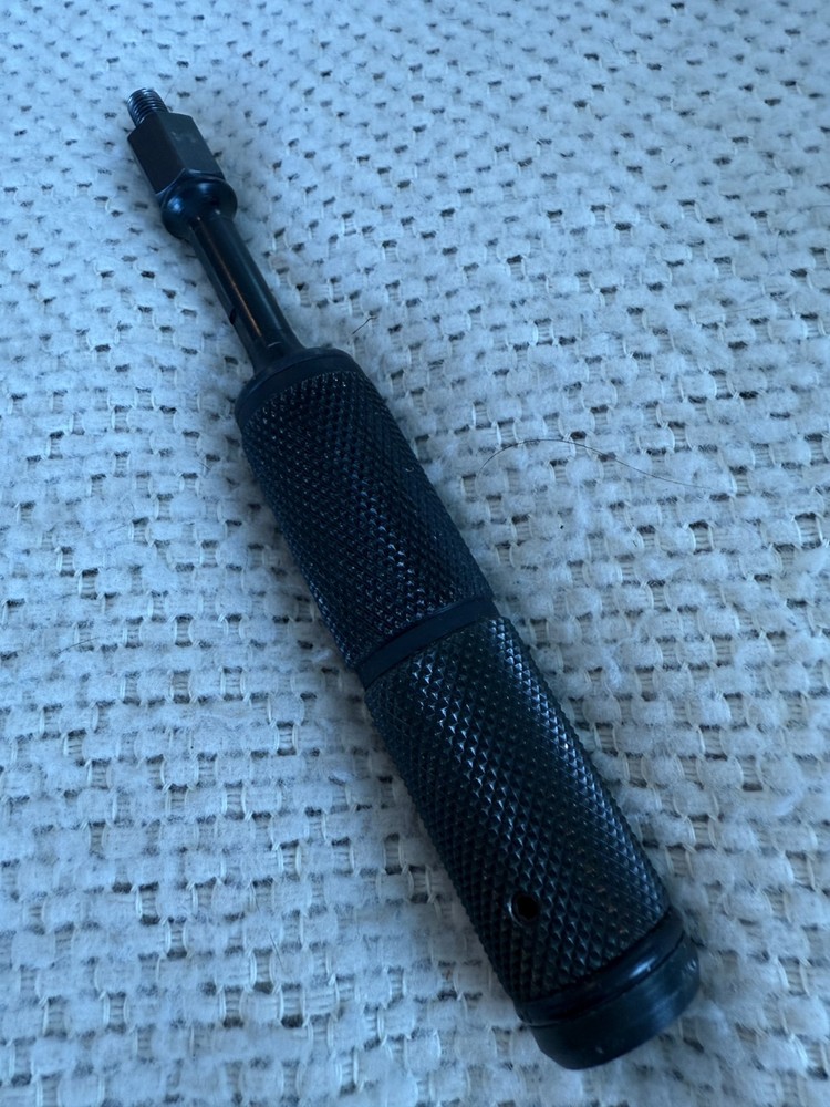 Saunders Torque Tamer Archery Stabilizer Bar