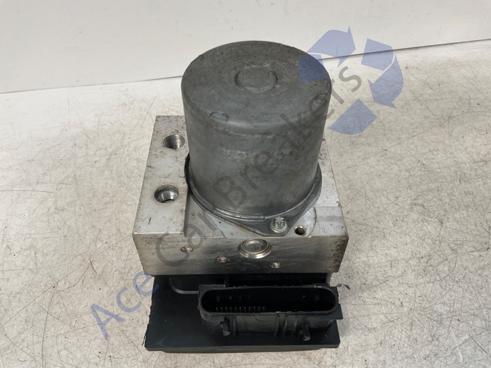 Renault Wind 10-13 ABS Pump Modulator Control Unit 8201037016