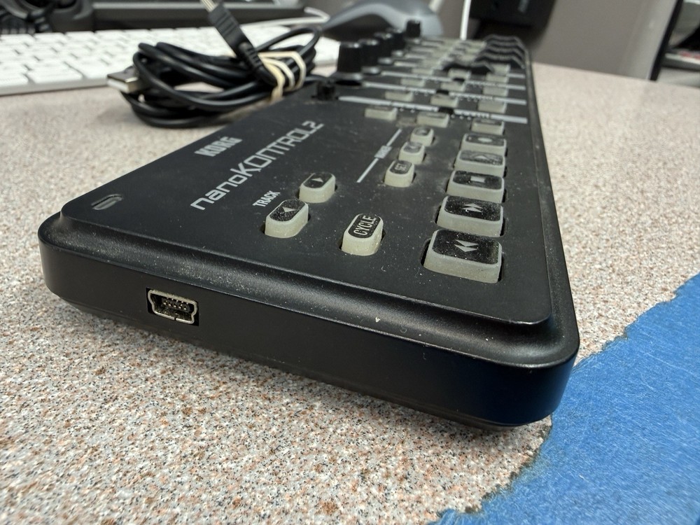 Korg Nano Kontrol 2 USB MIDI Controller Black Missing Few Knobs