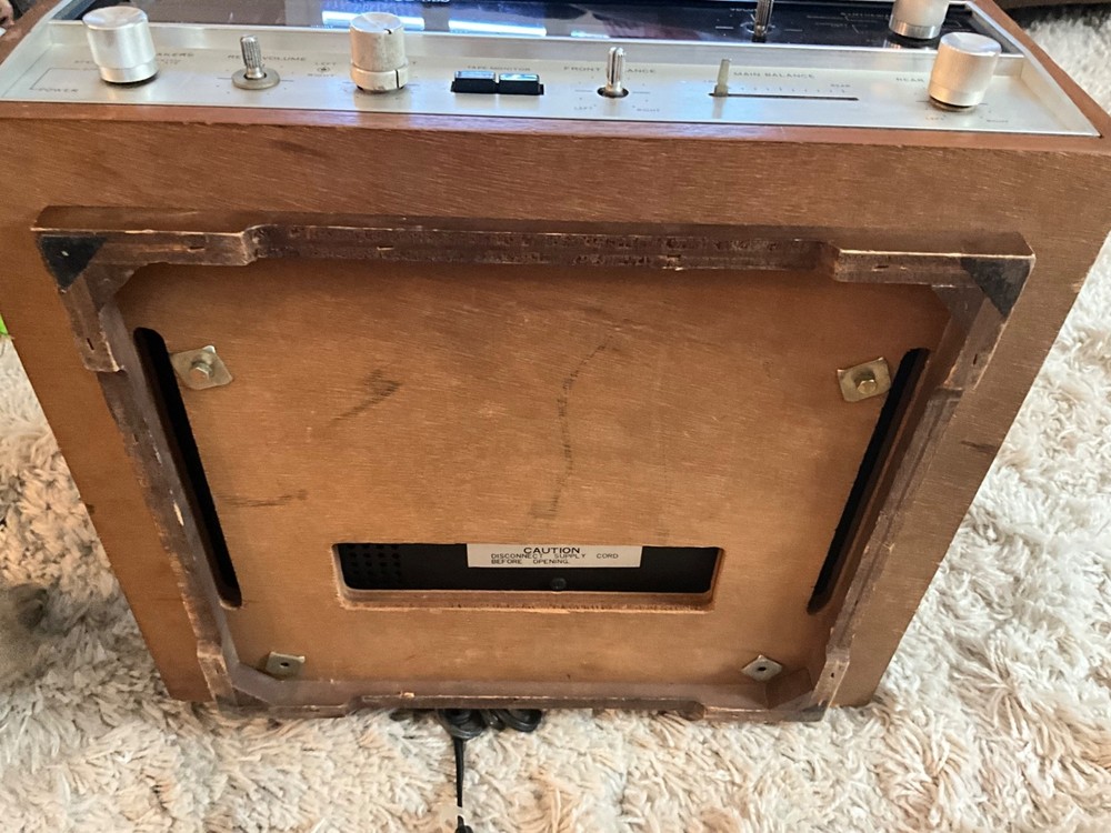 SANSUI 4 CHANNEL REAR AMPLIFIER 230 WATTS MODEL QS-500 FUNCTIONAL NEEDS 3 KNOBS